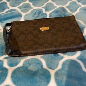 Coach wristlet gently used